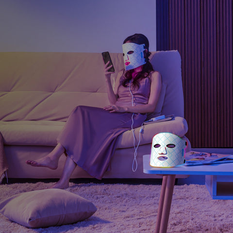 VEVOR Red Light Therapy Mask – 7-Color LED Light Mask with 850nm NIR for Skin Rejuvenation